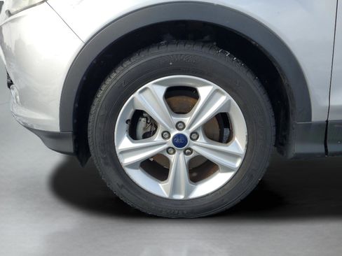 Used 2015 Ford Escape SE w/ Equipment Group 201A image 7