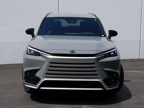 New 2026 Lexus TX 500h AWD image 5