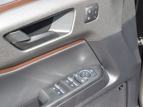 Certified 2025 Ford Bronco Sport Outer Banks w/ Outer Banks Tech Package+ AWD/4WD image 22