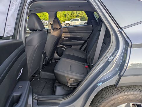 Used 2025 Hyundai Tucson SEL FWD image 28