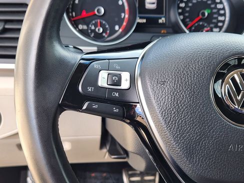 Used 2018 Volkswagen Atlas SE image 8