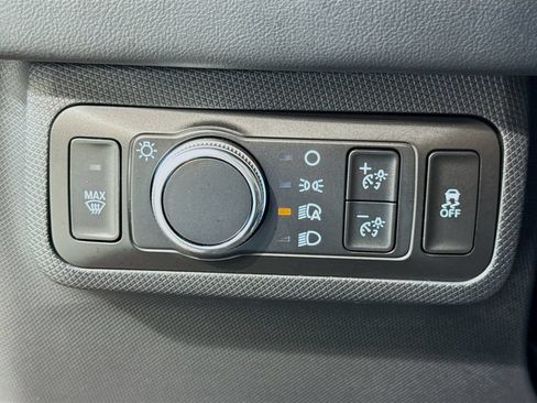 Used 2022 Ford Mustang Mach-E Select RWD image 19