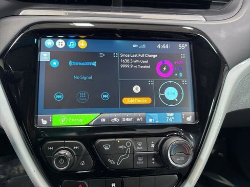 Used 2020 Chevrolet Bolt Premier w/ Infotainment Package image 16