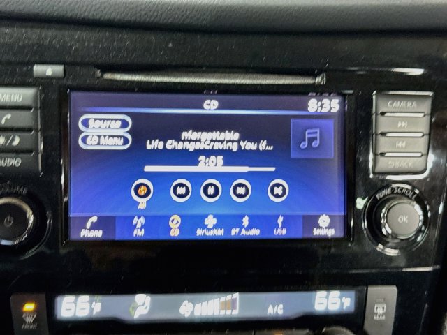 Used 2018 Nissan Rogue SV AWD/4WD image 14