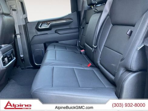 Used 2025 GMC Sierra 1500 Elevation w/ Elevation Premium Package AWD/4WD image 13