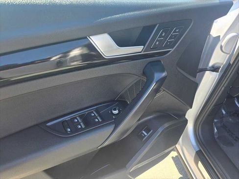 Used 2018 Audi Q5 2.0T Premium Plus w/ Premium Plus Package AWD/4WD image 22