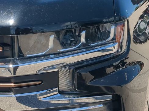 Used 2020 Chevrolet Silverado 1500 High Country w/ Technology Package AWD/4WD image 10