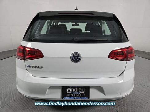Used 2016 Volkswagen e-Golf SE image 5