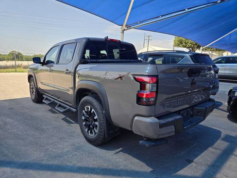 Used 2022 Nissan Frontier Pro-X RWD image 3