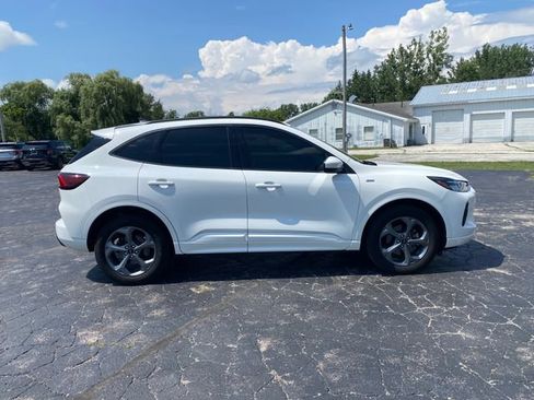 Used 2023 Ford Escape ST-Line Select w/ Tech Pack #1 AWD/4WD image 13