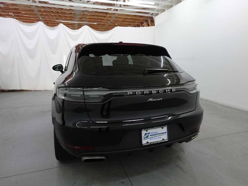 Used 2019 Porsche Macan AWD/4WD image 9