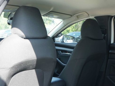 Used 2025 MAZDA MAZDA3 s FWD image 19