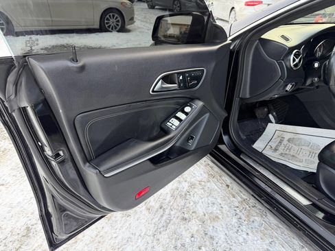Used 2014 Mercedes-Benz CLA 250 4MATIC image 10