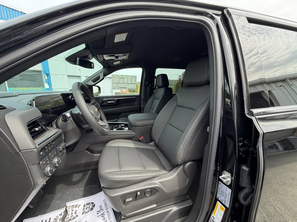 New 2026 Chevrolet Tahoe LT w/ Comfort Package AWD/4WD image 9