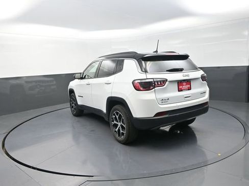 Used 2024 Jeep Compass Limited AWD/4WD image 61
