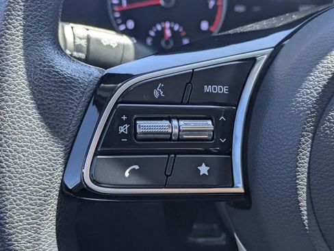 Used 2023 Kia Forte LXS image 22