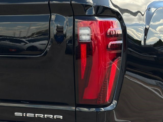 Used 2025 GMC Sierra 2500 Denali Ultimate AWD/4WD image 31