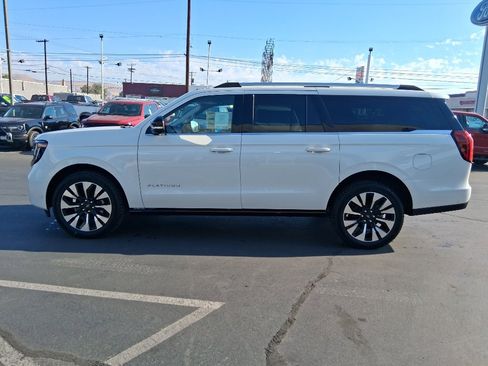 New 2025 Ford Expedition Max Platinum w/ Driver's Package image 29