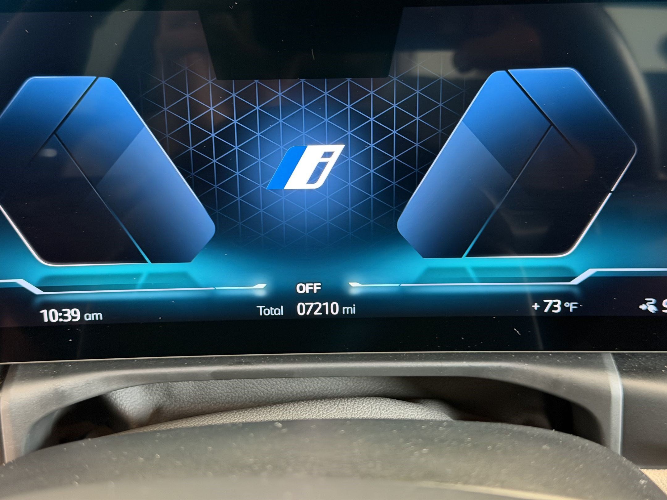 Used 2024 BMW i4 eDrive35 w/ M Sport Package RWD image 28