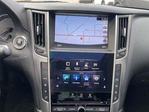 Used 2016 INFINITI Q50 3.0t Premium AWD/4WD image 8