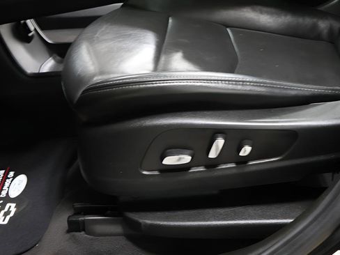 Used 2024 Cadillac XT6 Premium Luxury image 21