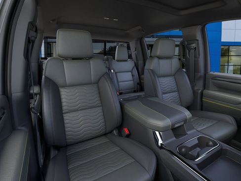 New 2026 Chevrolet Silverado 2500 ZR2 AWD/4WD image 16