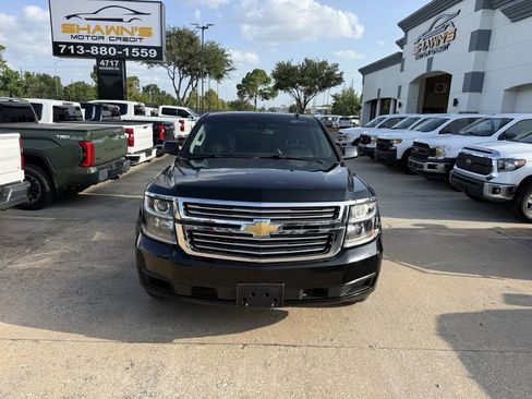 Used 2020 Chevrolet Tahoe 2WD w/ Remote Keyless Entry Package image 38