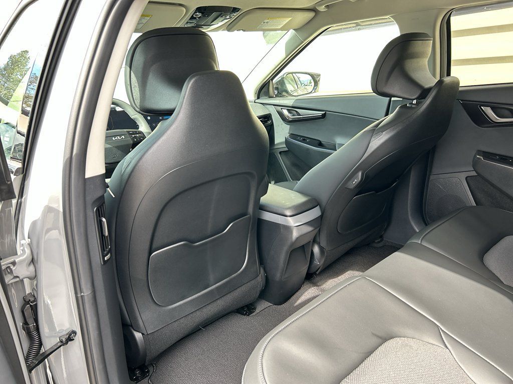 New 2026 Kia EV6 Light AWD/4WD image 12