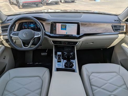 New 2026 Volkswagen Atlas SE FWD image 16