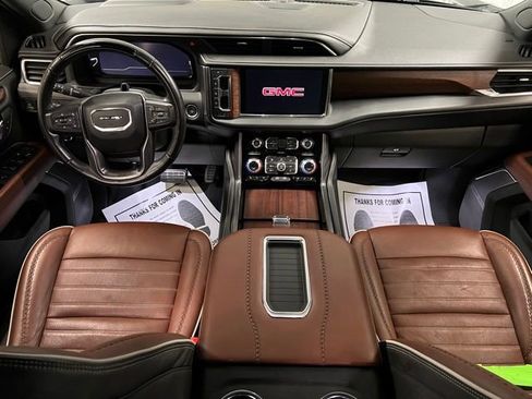 Used 2023 GMC Yukon XL Denali Ultimate w/ LPO, Floor Liner Package image 24