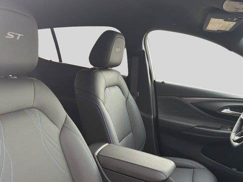 New 2026 Buick Envista Sport Touring w/ Convenience I Package FWD image 23
