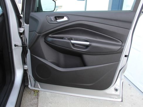 Used 2017 Ford Escape Titanium AWD/4WD image 26