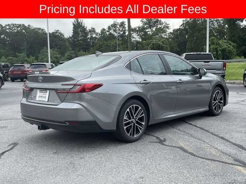 Used 2026 Toyota Camry XLE FWD image 5