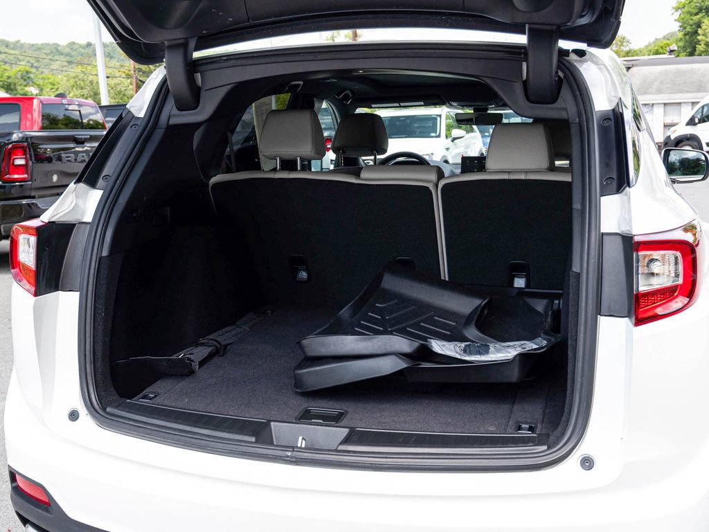 Used 2025 Acura RDX SH-AWD image 29