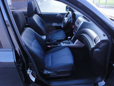 Used 2010 Subaru Forester 2.5X Premium AWD/4WD image 11