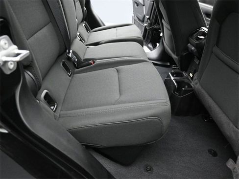 Used 2021 Jeep Gladiator Overland w/ Cold Weather Group image 23