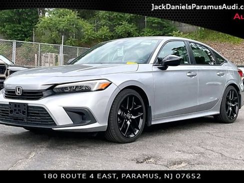 Used 2024 Honda Civic Sport image 1