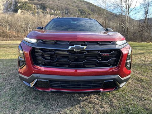 New 2026 Chevrolet Equinox RS w/ Convenience Package III image 2