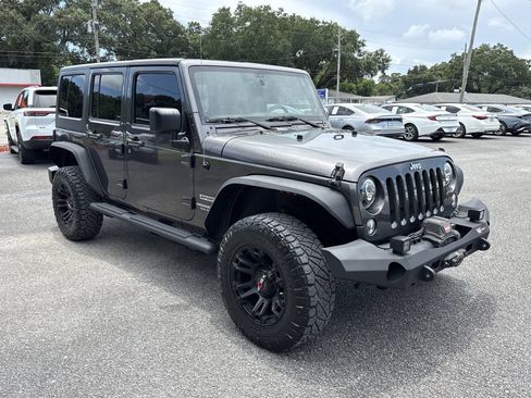 Used 2014 Jeep Wrangler Unlimited Sport w/ Quick Order Package 24S AWD/4WD image 7