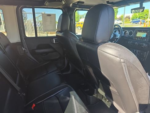 Certified 2020 Jeep Wrangler Unlimited Sahara AWD/4WD image 11