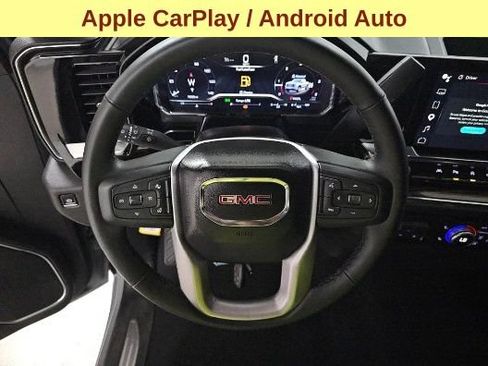 Used 2025 GMC Sierra 1500 SLE w/ Preferred Package AWD/4WD image 11