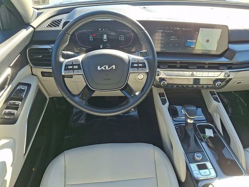 Certified 2024 Kia Telluride S w/ S Sunroof Package image 12