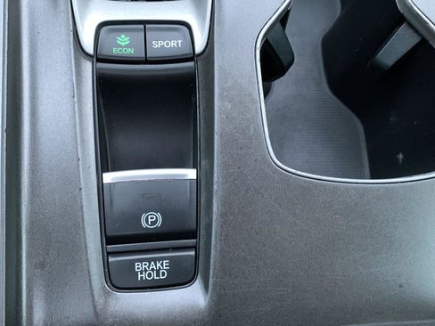 Used 2020 Honda Accord Sport image 13