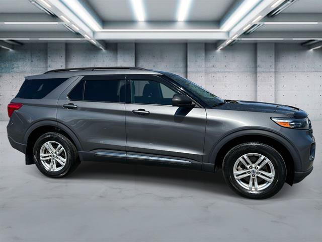 Used 2023 Ford Explorer XLT AWD/4WD image 23