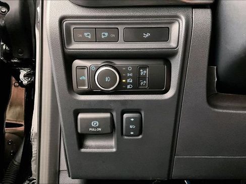 Used 2023 Ford F150 Lariat w/ Equipment Group 502A High AWD/4WD image 38