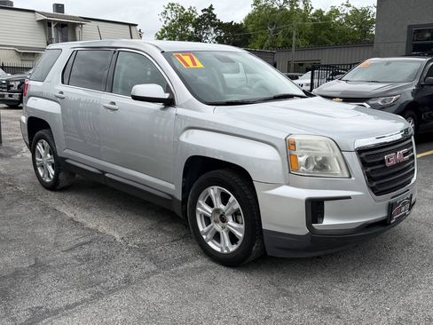 Used 2017 GMC Terrain SLE FWD image 9