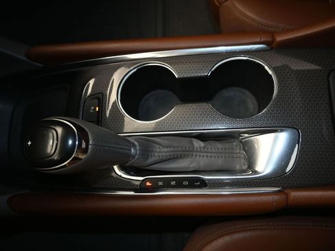 Used 2016 Chevrolet Malibu LT w/ Leather Package image 19