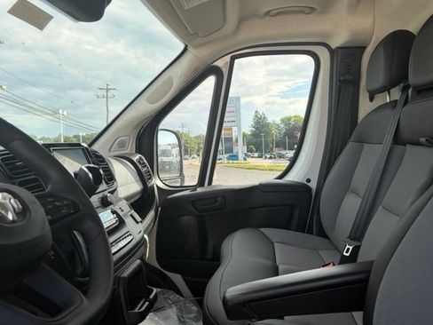 New 2026 RAM ProMaster 3500 w/ Convenience Group FWD image 31