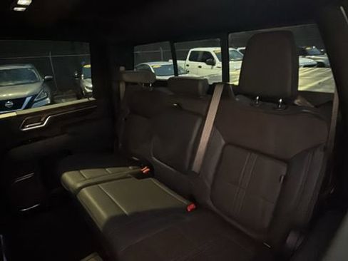 Used 2024 Chevrolet Silverado 2500 High Country w/ High Country Premium Package image 31