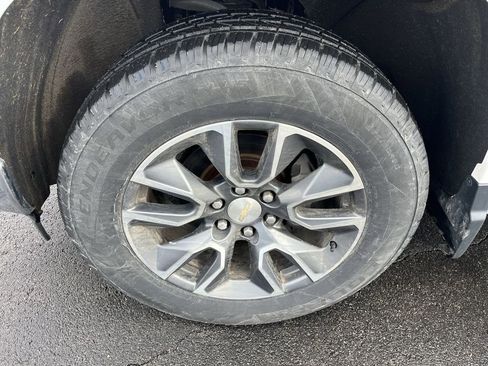 Used 2022 Chevrolet Silverado 1500 LT image 31